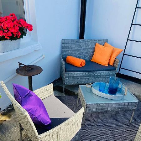 Funky Cozy Cottage With Outside Space AEGON International Esterno foto