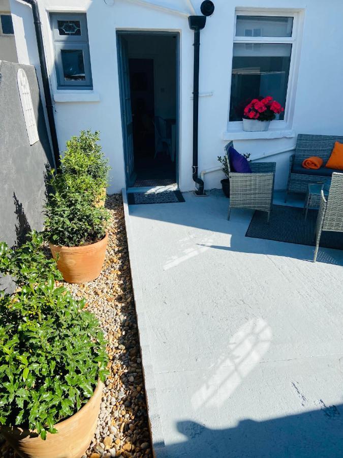 Funky Cozy Cottage With Outside Space AEGON International Esterno foto
